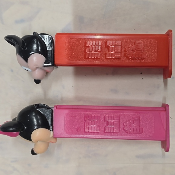 Vintage Mickey/Minnie Pink and Red Pez Character Candy Dispensers Mint (2) - Picture 4 of 5